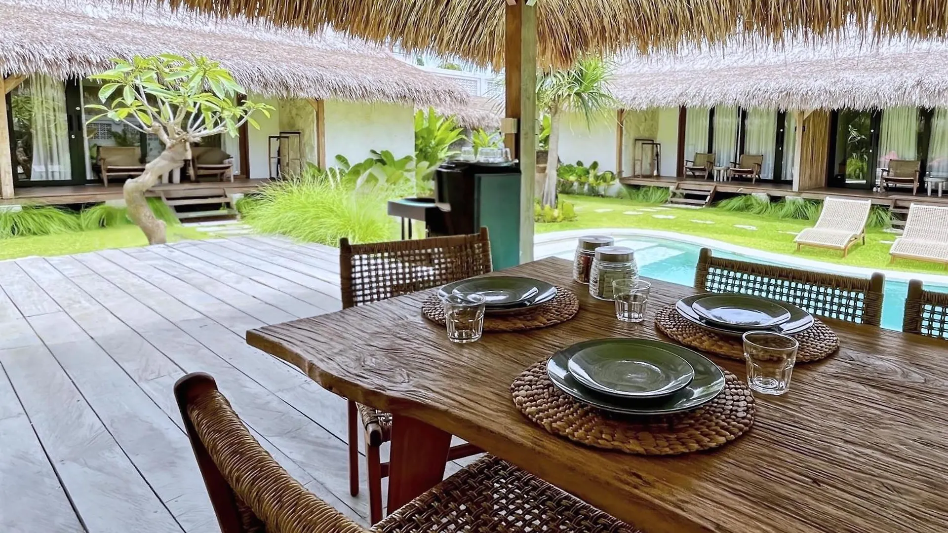 Villa Belimbing Bingin Beach Bali Pecatu  Pecatu (Bali)